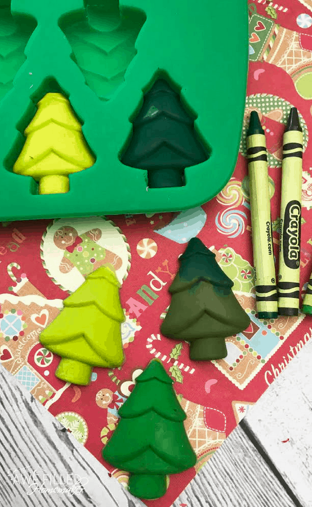 christmas tree crayons christmas crafts for kids