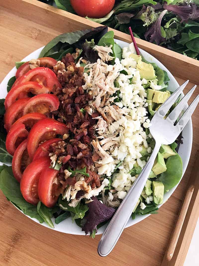 salad on a plate - cheap keto meals