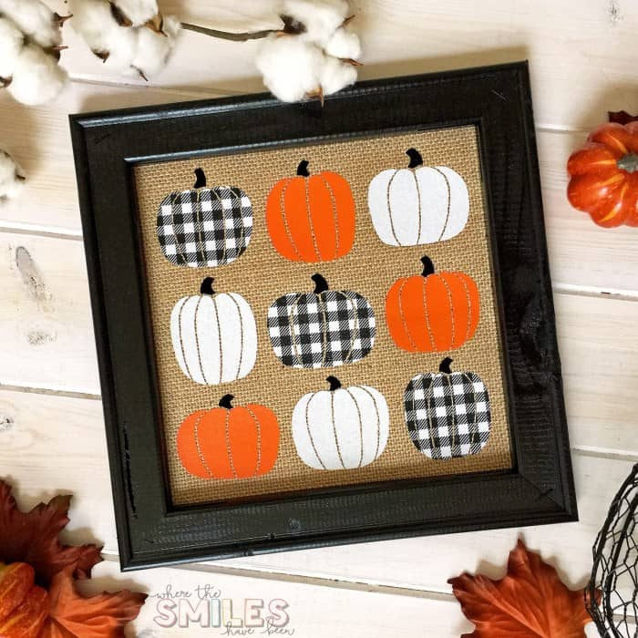 DIY Fall Decor Projects - Pumpkin Burlap Sign