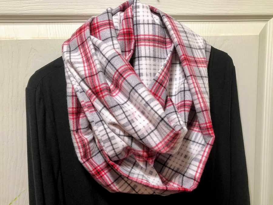 infinity scarf - hot craft ideas to sell