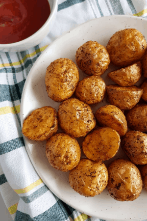 potatoes in dish - cheap thanksgiving dinner recipes