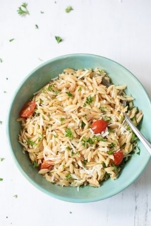 lemon parmesan orzo - cheap thanksgiving sides