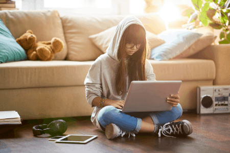 online jobs for teens - girl on laptop