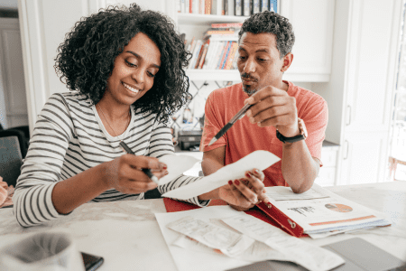 couple filing taxes for $2000 free money