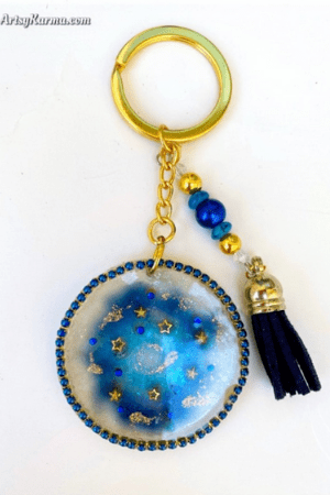 resin business ideas - resin keychain