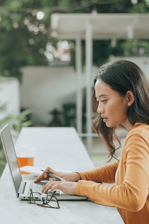 woman doing a google search on laptop