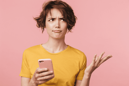 woman confused about random person sending money on cash app