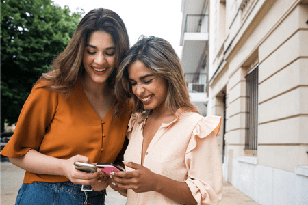 girls using cell phones to get shein tester jobs