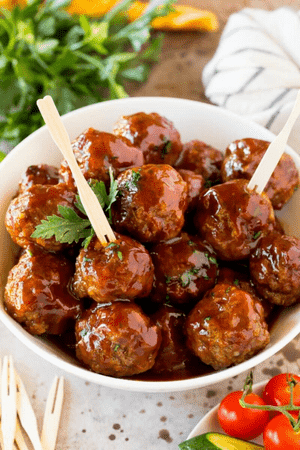 easy cheap crockpot recipes - grape jelly meatballs