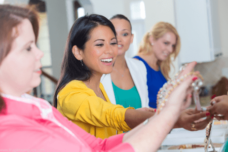 women buying jewelry