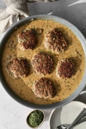 salisbury steak with mushroom gravy