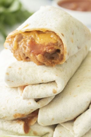 cheap fall dinners - bean burritos