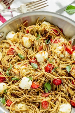 caprese pasta