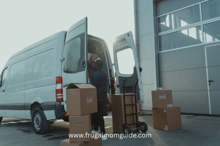 delivery driver packing truck