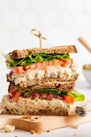 Greek yogurt tuna salad