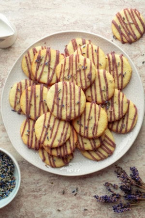 spring cookies recipes- lavender cookies