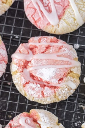 strawberry lemonade cookie