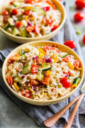 picnic food ideas - Mediterranean Pasta salad