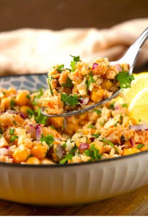 chickpea salmon salad