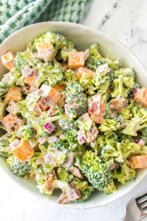 picnic food ideas - creamy broccoli salad
