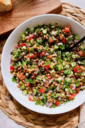 picnic food ideas - lentil tabbouleh salad