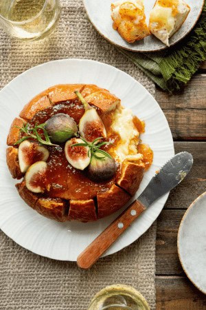 fall appetizers - bread baked bowl
