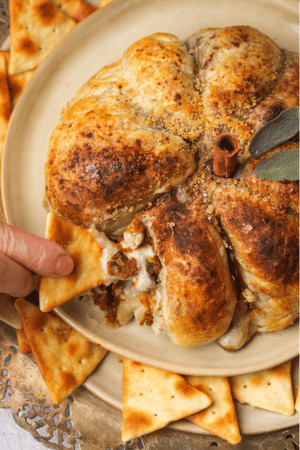 fall appetizers - pumpkin puff pastry